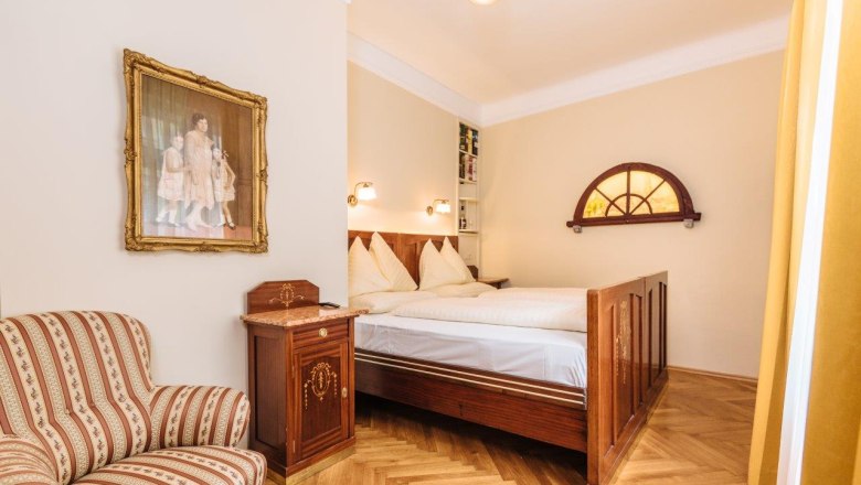 Zimmer im Hotel Drei Hasen, © Rudy Dellinger Zimmer im Hotel Drei Hasen, © Rudy Dellinger