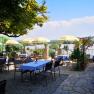 Gastgarten auf der Terrasse mit Blick auf die Donau, © Wachauerhof Gastgarten auf der Terrasse mit Blick auf die Donau, © Wachauerhof