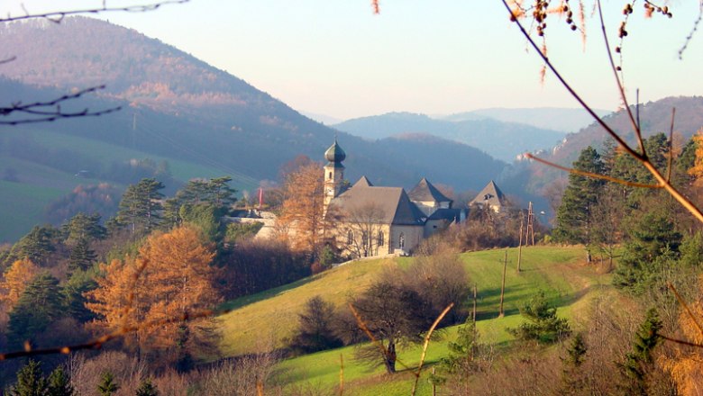 Burg Neuhaus, © Burg Neuhaus Burg Neuhaus, © Burg Neuhaus