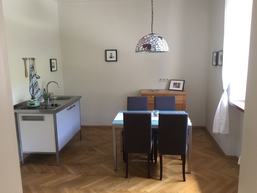 Küche in der ehemaligen Bahnwärterwohnung