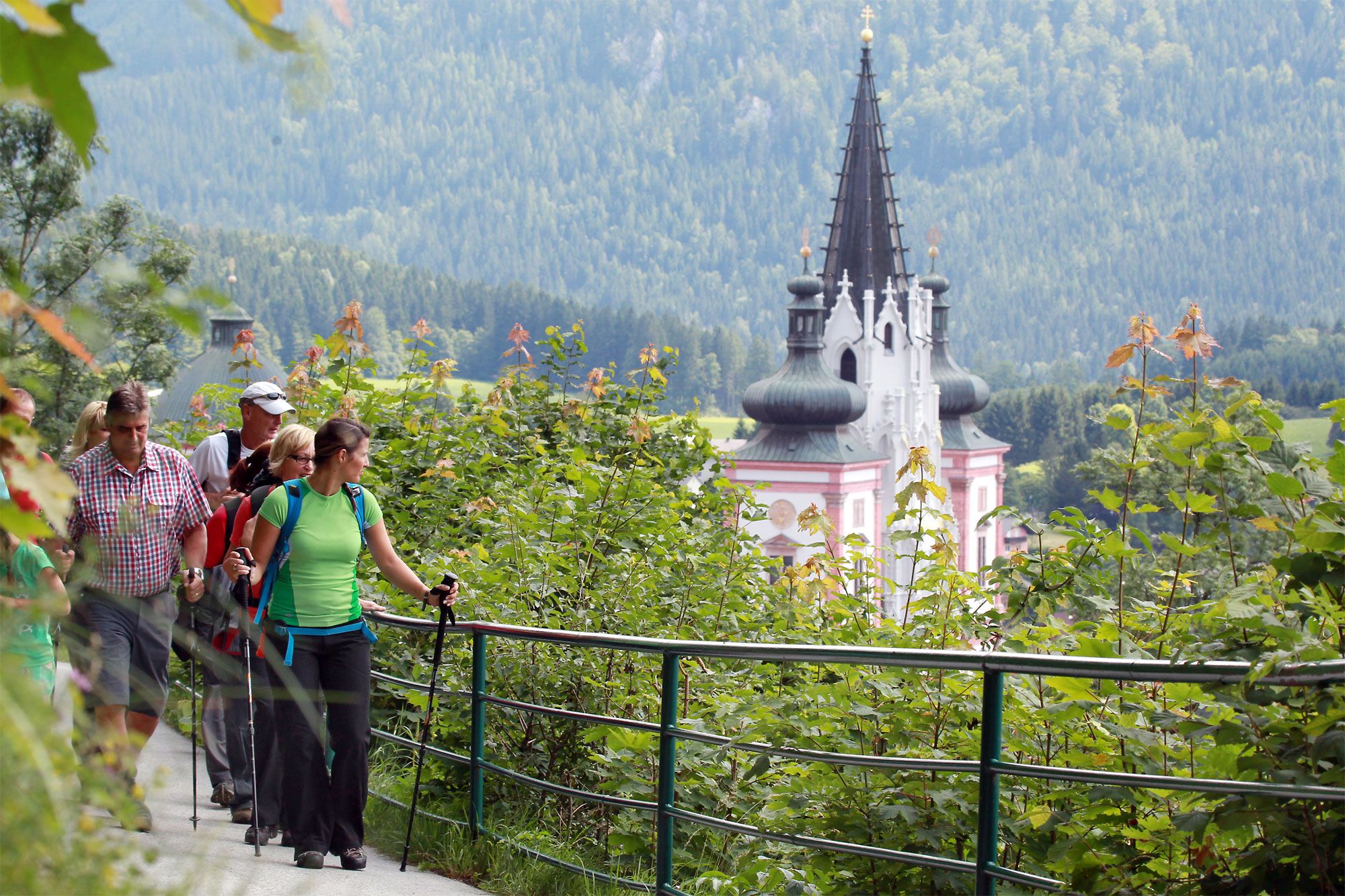 Zahlreiche Pilgerwege führen zur Basilika