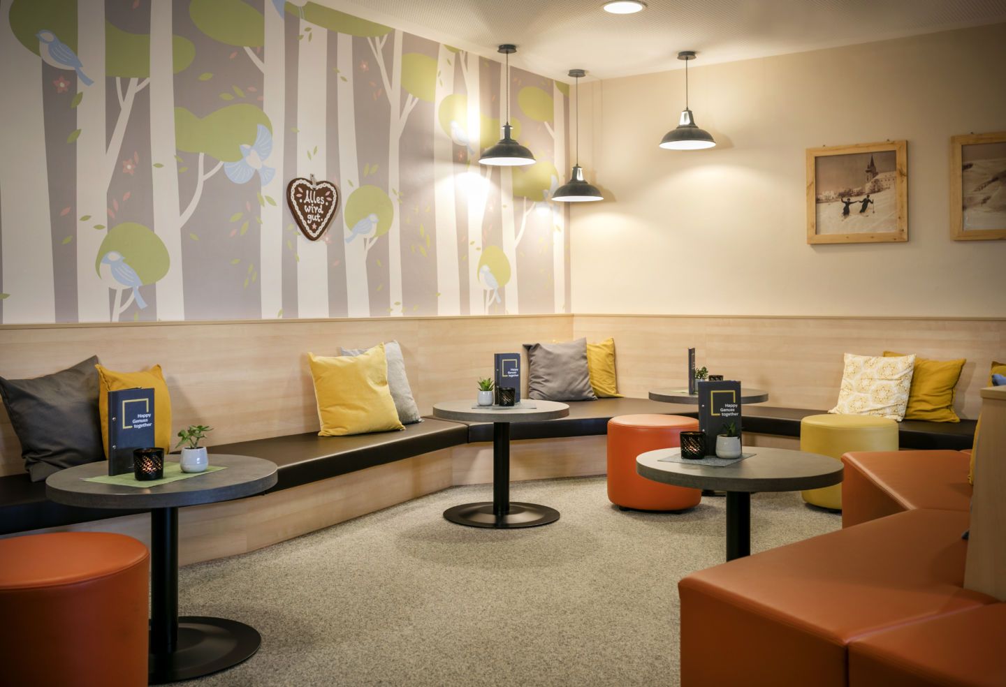 Sitzmöglichkeit JUFA Hotel am Sigmundsberg