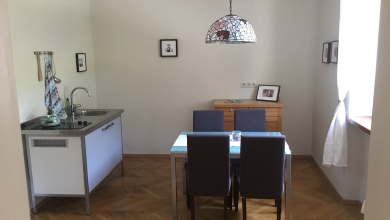 K&uuml;che in der ehemaligen Bahnw&auml;rterwohnung, &copy; M. Schorn