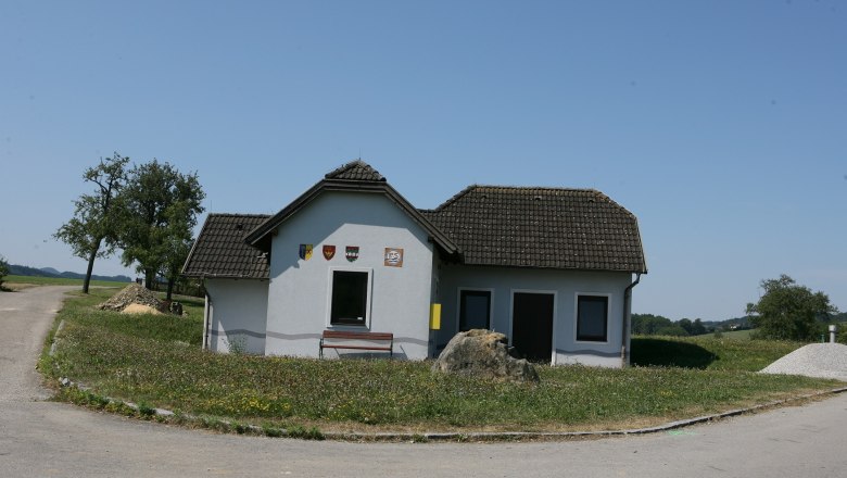 Trinkbrunnen beim Hochbeh&auml;lter, &copy; Marktgemeinde Hofstetten-Gr&uuml;nau