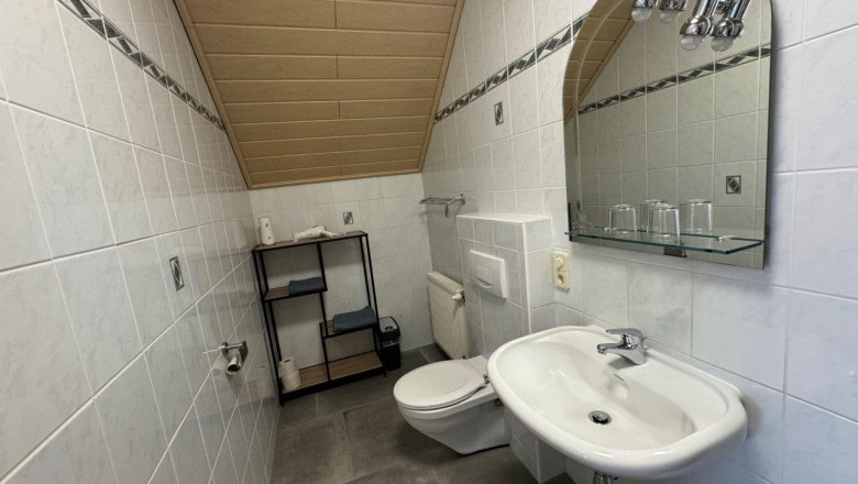 Doppelzimmer im Haupthaus (4), &copy; Haus Karner