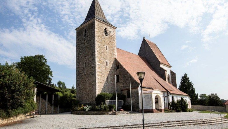 Pfarrkirche Gr&uuml;nau zum Hl. Georg, &copy; Marktgemeinde Hofstetten-Gr&uuml;nau