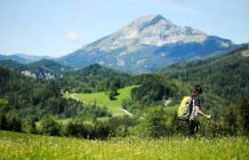Pilgern mit Ötscherblick auf der Via Sacra, © Mostviertel Tourismus, weinfranz.at