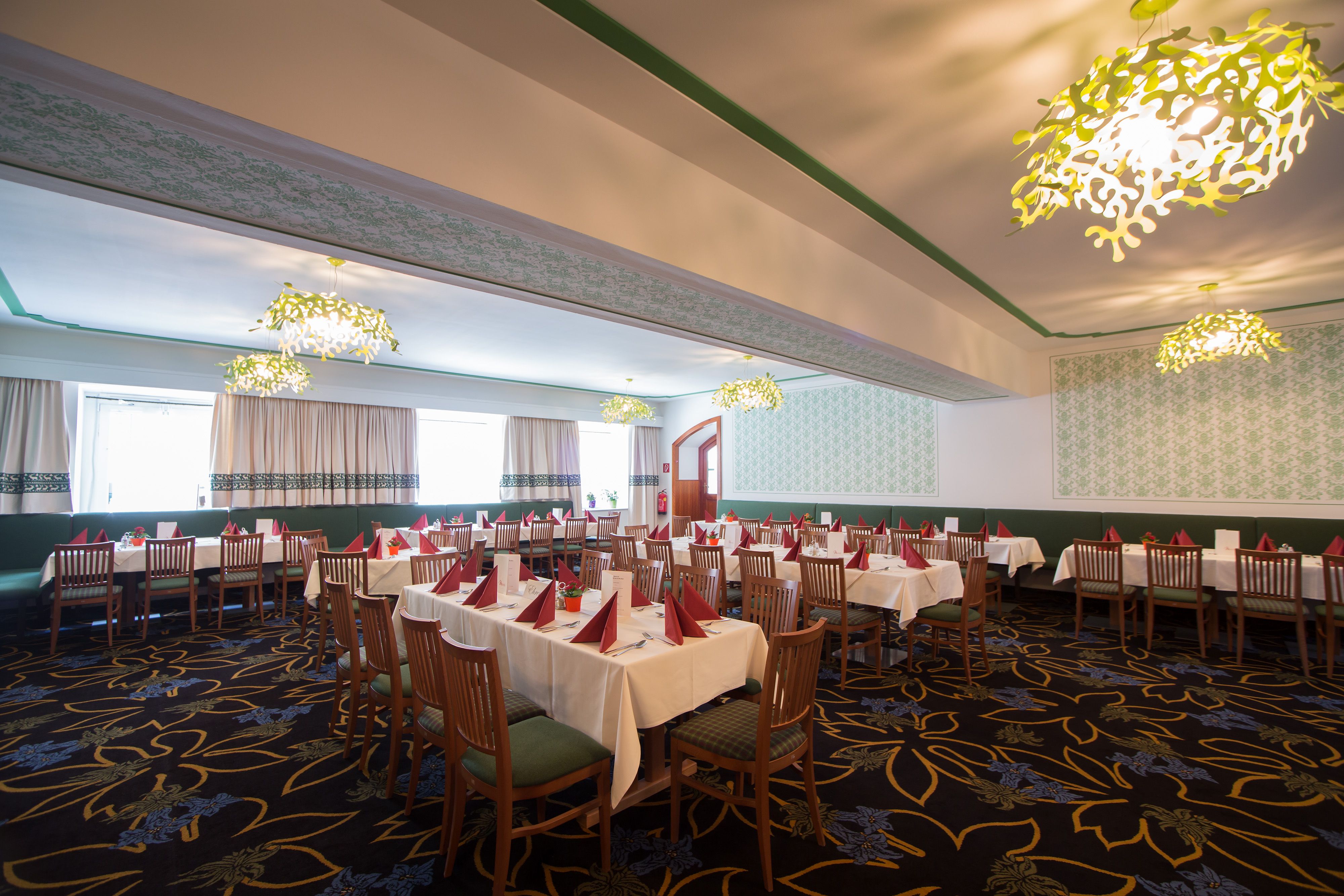 Restaurant "Hirschenwirt"