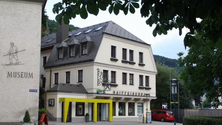 Bankstelle Lilienfeld, &copy; Raiffeisenbank Traisen-G&ouml;lsental